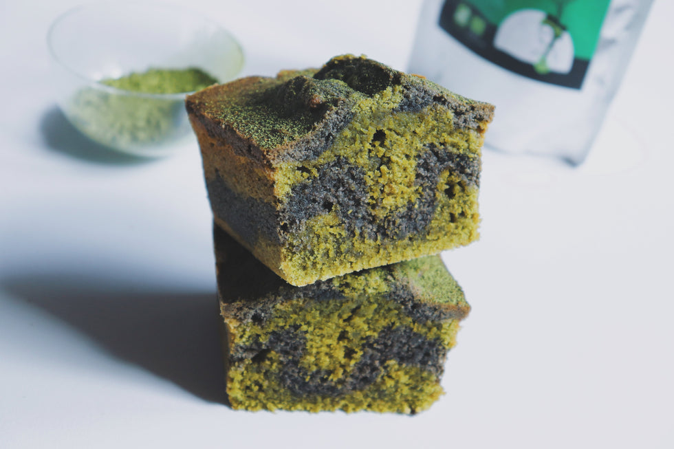 Cake marbré matcha et sésame noir bio