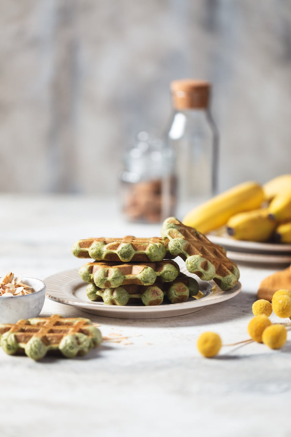 Gaufres liégeoises au thé matcha bio et bananes caramélisées