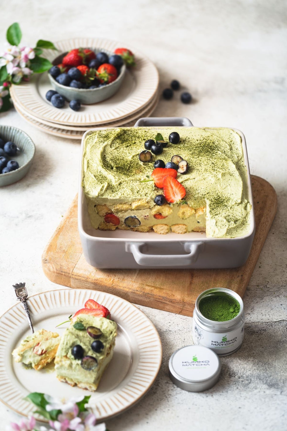 Tiramisu au thé matcha bio et fruits rouges : la recette