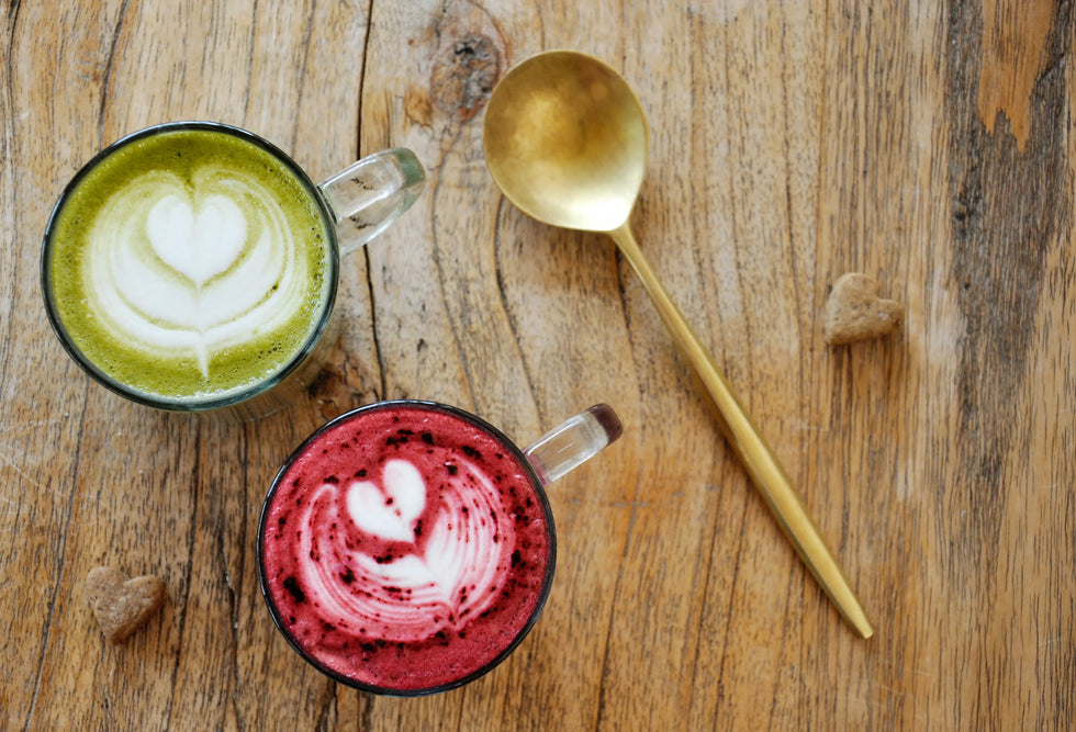 Matcha rose, "pink matcha" : la poudre de pitaya, c'est quoi ?