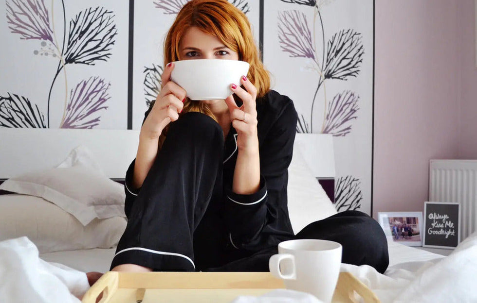 Thé vert et sommeil : Bonne ou mauvaise idée avant de dormir ?